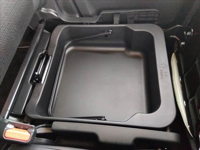 スペーシアカスタム ハイブリッドＸＳターボ　４ＷＤターボ☆９型ナビ☆試乗出来ます　４ＷＤ☆ターボ☆９型ナビＴＶ☆Ｂｌｕｅｔｏｏｔｈ☆全方位カメラ☆両側電動ドア☆２トーンルーフ☆前席シートヒーター☆ＬＥＤオートライト☆ＬＥＤフォグ☆禁煙車☆ヘッドアップディスプレイ☆試乗出来ます☆（29枚目）