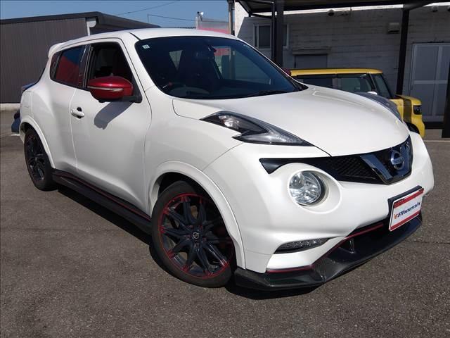 ジューク ニスモ　ＲＳ　４ＷＤ☆ターボ☆ナビＴＶ☆Ｂｌｕｅｔｏｏｔｈ☆　４ＷＤ☆ターボ☆ナビＴＶ☆Ｂｌｕｅｔｏｏｔｈ☆全方位カメラ☆ＮＩＳＭＯエアロ☆ＮＩＳＭＯサス☆インテリキー☆プッシュスタート☆ＨＩＤオートライト☆柿本改マフラー☆革巻きパドルシフト☆禁煙車☆ＥＴＣ☆（3枚目）