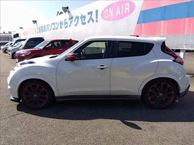 ジューク ニスモ　ＲＳ　４ＷＤ☆ターボ☆ナビＴＶ☆Ｂｌｕｅｔｏｏｔｈ☆　４ＷＤ☆ターボ☆ナビＴＶ☆Ｂｌｕｅｔｏｏｔｈ☆全方位カメラ☆ＮＩＳＭＯエアロ☆ＮＩＳＭＯサス☆インテリキー☆プッシュスタート☆ＨＩＤオートライト☆柿本改マフラー☆革巻きパドルシフト☆禁煙車☆ＥＴＣ☆（8枚目）