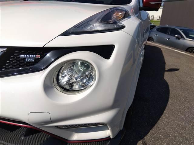 ジューク ニスモ　ＲＳ　４ＷＤ☆ターボ☆ナビＴＶ☆Ｂｌｕｅｔｏｏｔｈ☆　４ＷＤ☆ターボ☆ナビＴＶ☆Ｂｌｕｅｔｏｏｔｈ☆全方位カメラ☆ＮＩＳＭＯエアロ☆ＮＩＳＭＯサス☆インテリキー☆プッシュスタート☆ＨＩＤオートライト☆柿本改マフラー☆革巻きパドルシフト☆禁煙車☆ＥＴＣ☆（9枚目）