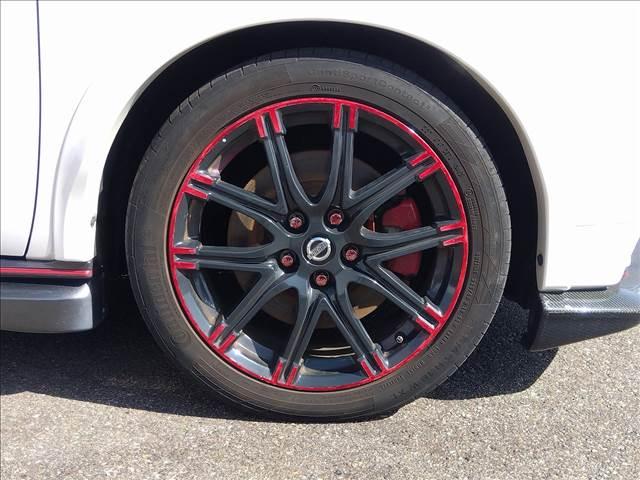 ジューク ニスモ　ＲＳ　４ＷＤ☆ターボ☆ナビＴＶ☆Ｂｌｕｅｔｏｏｔｈ☆　４ＷＤ☆ターボ☆ナビＴＶ☆Ｂｌｕｅｔｏｏｔｈ☆全方位カメラ☆ＮＩＳＭＯエアロ☆ＮＩＳＭＯサス☆インテリキー☆プッシュスタート☆ＨＩＤオートライト☆柿本改マフラー☆革巻きパドルシフト☆禁煙車☆ＥＴＣ☆（10枚目）