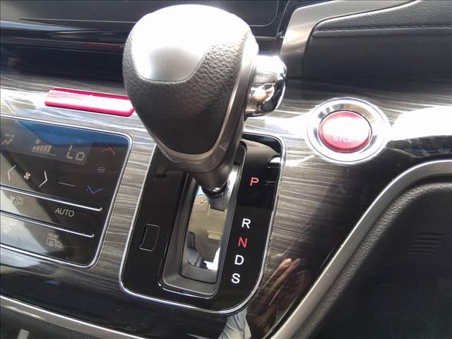オデッセイ アブソルート・ＥＸ　ナビＴＶ☆Ｂｌｕｅｔｏｏｔｈ☆試乗ＯＫ　ナビＴＶ☆Ｂｌｕｅｔｏｏｔｈ☆後席フリップダウン☆バックカメラ☆両側電動ドア☆あんしんパッケージ☆オートクルーズ☆ＬＥＤライト☆衝突軽減ブレーキ☆ブラインドスポットモニター☆禁煙車☆☆ＥＴＣ☆試乗ＯＫ（20枚目）