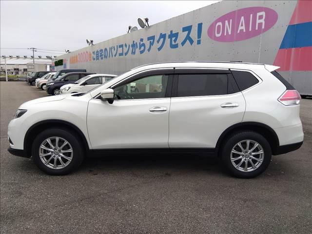 エクストレイル ２０Ｓ　エマージェンシーブレーキパッケージ　４ＷＤ☆ナビＴＶ☆Ｂｌｕｅｔｏｏｔｈ☆バックカメラ☆エマージェンシーブレーキ☆フォグ☆カブロンシート☆前後ドラレコ☆前席シートヒーター☆アイドリングストップ☆エンジンスタータ☆禁煙車☆ＥＴＣ☆試乗ＯＫ（8枚目）