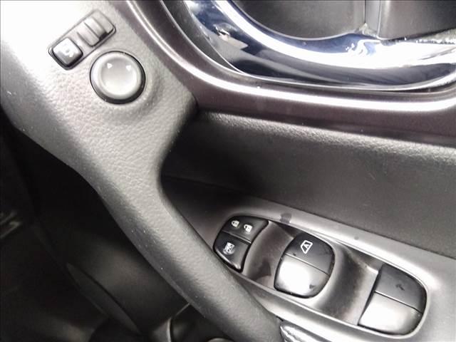 エクストレイル ２０Ｓ　エマージェンシーブレーキパッケージ　４ＷＤ☆ナビＴＶ☆Ｂｌｕｅｔｏｏｔｈ☆バックカメラ☆エマージェンシーブレーキ☆フォグ☆カブロンシート☆前後ドラレコ☆前席シートヒーター☆アイドリングストップ☆エンジンスタータ☆禁煙車☆ＥＴＣ☆試乗ＯＫ（28枚目）