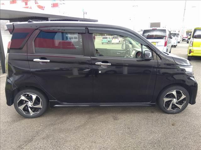 Ｎ－ＷＧＮカスタム Ｇ・ターボパッケージ当店買取車☆ナビＴＶ☆Ｂｌｕｅｔｏｏｔｈ　当店買取り車☆ナビＴＶ☆Ｂｌｕｅｔｏｏｔｈ☆バックカメラ☆ターボ☆あんしんパッケージ☆スマートキー２個☆プッシュスタート☆ドラレコ☆クルーズコントロール☆アイドリングストップ☆禁煙車☆ＥＴＣ☆黒半革☆（4枚目）