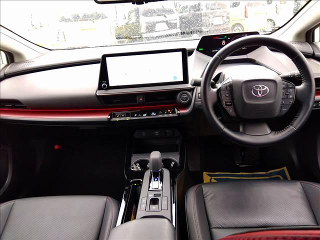 プリウス Ｚ　４ＷＤ☆１２．３型ナビＴＶ☆トヨタセーフティセンス☆　４ＷＤ☆１２．３型ナビＴＶ☆トヨタセーフティセンス☆黒革シート☆Ｆベンチレーション☆デジタルインナーミラー☆前後ドラレコ☆ワイパーデアイサー☆パーキングサポート☆禁煙車☆ＥＴＣ２．０☆試乗ＯＫ（11枚目）