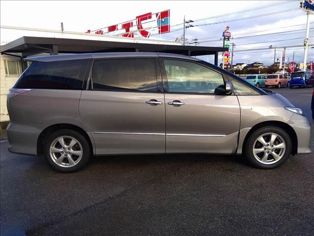 エスティマハイブリッド アエラス レザーパッケージ 4WD☆ナビTV☆ 4WD☆ナビTV☆Bluetooth☆フリップダウン☆両側電動ドア☆パワーバックドア☆HIDオートライト☆クルーズコントロール☆革シート☆前席シートヒーター☆ETC☆ワイパーデアイサー☆AC100V☆(4枚目)