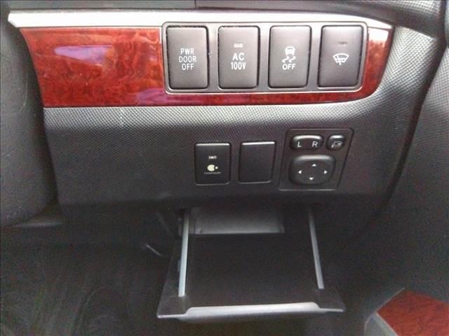 エスティマハイブリッド アエラス レザーパッケージ 4WD☆ナビTV☆ 4WD☆ナビTV☆Bluetooth☆フリップダウン☆両側電動ドア☆パワーバックドア☆HIDオートライト☆クルーズコントロール☆革シート☆前席シートヒーター☆ETC☆ワイパーデアイサー☆AC100V☆(25枚目)