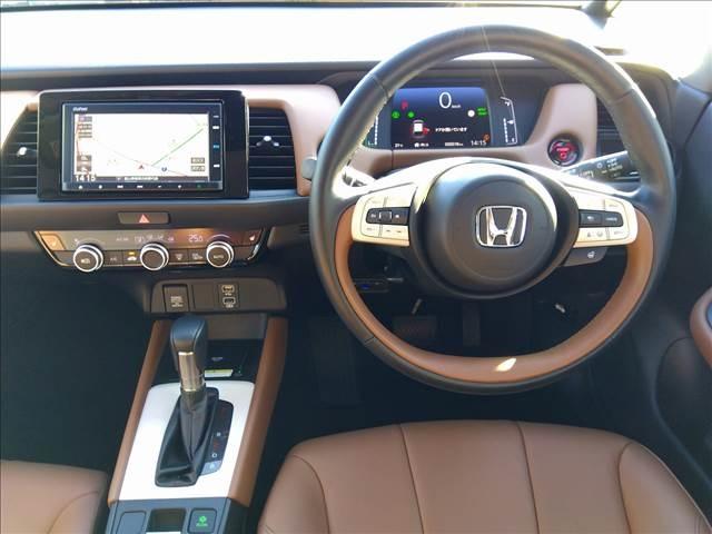 フィット e:HEVリュクス ワンオーナー☆ホンダセンシング☆試乗OK ワンオーナー☆ホンダセンシング☆ナビ☆Bluetooth☆バックカメラ☆アダプティブクルーズコントロール☆前席シートヒーター☆LEDオートライト☆LEDフォグ☆アイドリングストップ☆ETC☆試乗OK☆(12枚目)
