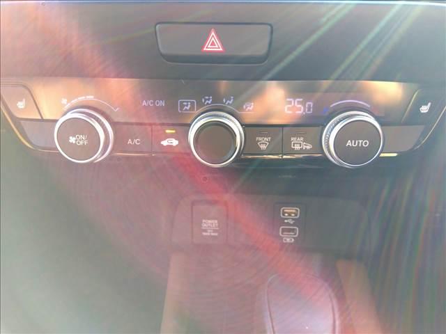 フィット e:HEVリュクス ワンオーナー☆ホンダセンシング☆試乗OK ワンオーナー☆ホンダセンシング☆ナビ☆Bluetooth☆バックカメラ☆アダプティブクルーズコントロール☆前席シートヒーター☆LEDオートライト☆LEDフォグ☆アイドリングストップ☆ETC☆試乗OK☆(16枚目)