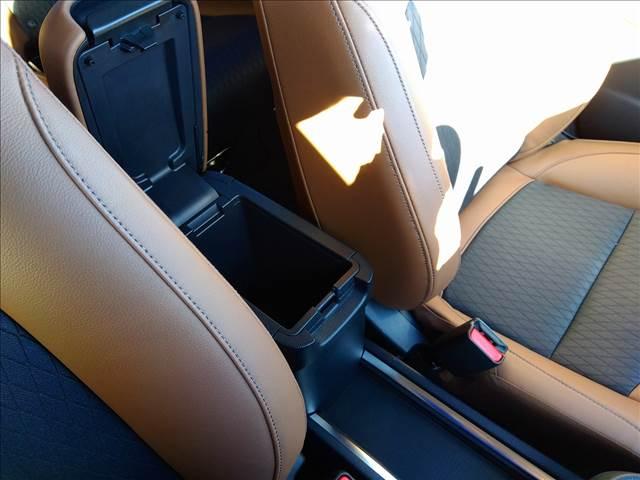 フィット e:HEVリュクス ワンオーナー☆ホンダセンシング☆試乗OK ワンオーナー☆ホンダセンシング☆ナビ☆Bluetooth☆バックカメラ☆アダプティブクルーズコントロール☆前席シートヒーター☆LEDオートライト☆LEDフォグ☆アイドリングストップ☆ETC☆試乗OK☆(19枚目)