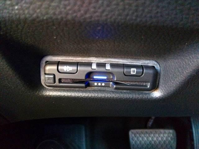 フィット e:HEVリュクス ワンオーナー☆ホンダセンシング☆試乗OK ワンオーナー☆ホンダセンシング☆ナビ☆Bluetooth☆バックカメラ☆アダプティブクルーズコントロール☆前席シートヒーター☆LEDオートライト☆LEDフォグ☆アイドリングストップ☆ETC☆試乗OK☆(26枚目)