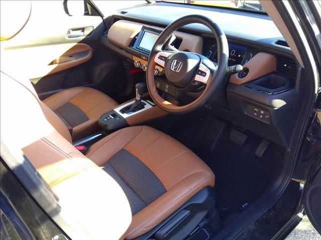 フィット e:HEVリュクス ワンオーナー☆ホンダセンシング☆試乗OK ワンオーナー☆ホンダセンシング☆ナビ☆Bluetooth☆バックカメラ☆アダプティブクルーズコントロール☆前席シートヒーター☆LEDオートライト☆LEDフォグ☆アイドリングストップ☆ETC☆試乗OK☆(29枚目)