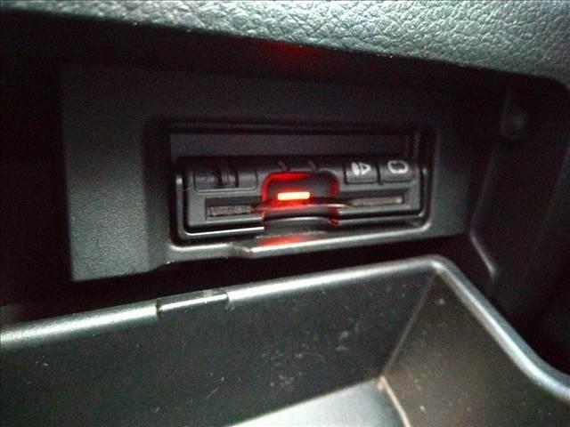 セレナ ハイウェイスター Vセレ+セーフティ SHV Aセフ 当店買取り車☆ナビTV☆Bluetooth☆全方位カメラ☆後席フリップダウン☆両側電動ドア☆HIDオートライト☆前後ドラレコ☆禁煙車☆ETC☆アイドリングストップ☆エマージェンシーブレーキ☆試乗OK☆(24枚目)