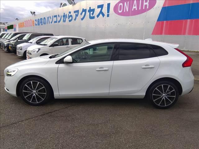 当社の展示車に走行距離や修復歴の虚偽は一切ありません◆距離が正確か確認する走行検索システムと厳正な基準を持つ第三者機関のＡＩＳ検査を全ての展示車で行い、基準クリアの厳選中古車のみをご提供しております◆