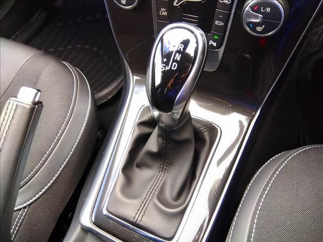 自動車保険の事ならフェニックスにお任せ♪◆保険専門部署があるから安心！◆事故・修理の相談、各種保険手続きは土日でもお電話がつながるので万が一の時でもすぐに対応させて頂きます！