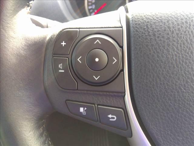 ヴォクシー V ナビTV☆Bluetooth☆バックカメラ☆試乗OK ナビTV☆Bluetooth☆バックカメラ☆後席フリップダウン☆電動ドア☆トヨタセーフティセンス☆LEDオートライト☆禁煙車☆ETC☆スマートキー2個☆プッシュスタート☆アイドリングストップ☆試乗OK(20枚目)