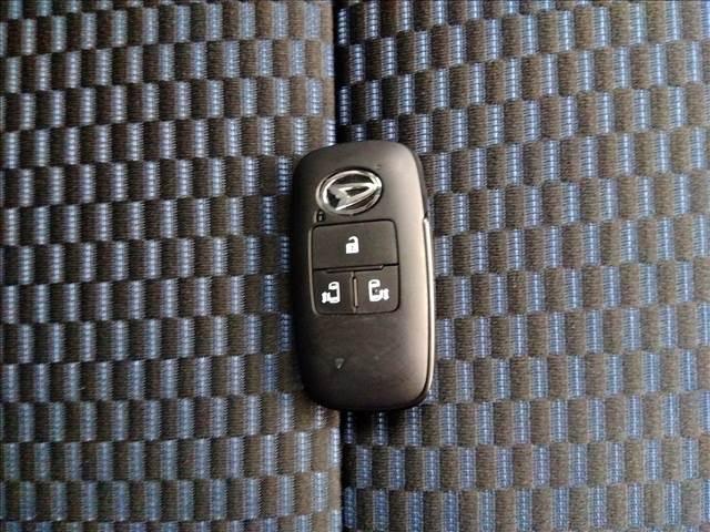 タント カスタムＸ　４ＷＤ☆９型オーディオ☆試乗ＯＫ☆衝突軽減☆　４ＷＤ☆９型オーディオ☆Ｂｌｕｅｔｏｏｔｈ☆バックカメラ☆両側電動ドア☆スマートアシスト☆ＬＥＤオートライト☆ＬＥＤフォグ☆オートブレーキホールド☆アイドリングストップ☆禁煙車☆ＥＴＣ☆ドラレコ☆試乗（26枚目）