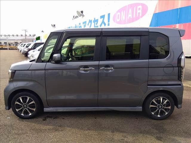 N-BOXカスタム G・Lホンダセンシング ホンダセンシング☆純正ナビ☆ETC☆ ホンダセンシング☆ギャザス8型ナビTV☆Bluetooth☆バックカメラ☆電動ドア☆LEDオートライト☆LEDフォグ☆スマートキー☆プッシュスタート☆アイドリングストップ☆ステリモ☆禁煙車☆ETC☆(8枚目)