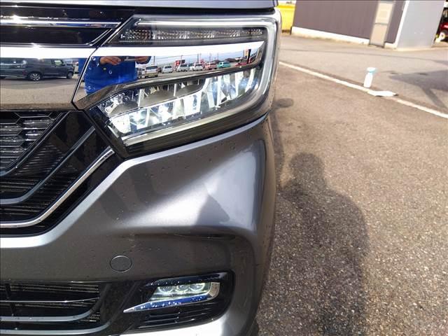 N-BOXカスタム G・Lホンダセンシング ホンダセンシング☆純正ナビ☆ETC☆ ホンダセンシング☆ギャザス8型ナビTV☆Bluetooth☆バックカメラ☆電動ドア☆LEDオートライト☆LEDフォグ☆スマートキー☆プッシュスタート☆アイドリングストップ☆ステリモ☆禁煙車☆ETC☆(9枚目)