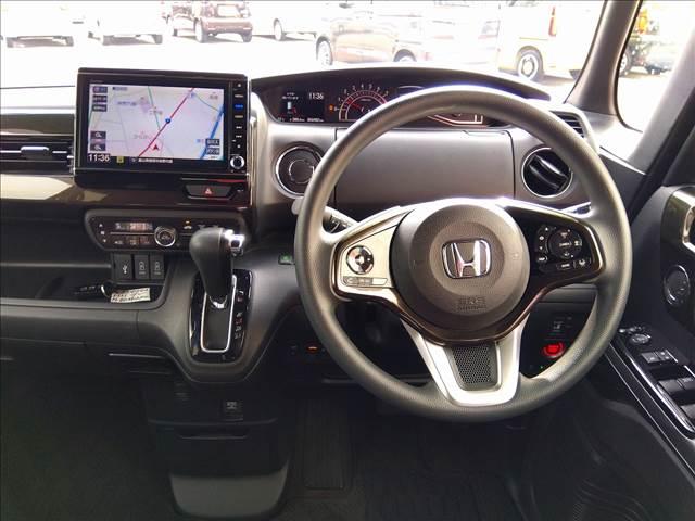 N-BOXカスタム G・Lホンダセンシング ホンダセンシング☆純正ナビ☆ETC☆ ホンダセンシング☆ギャザス8型ナビTV☆Bluetooth☆バックカメラ☆電動ドア☆LEDオートライト☆LEDフォグ☆スマートキー☆プッシュスタート☆アイドリングストップ☆ステリモ☆禁煙車☆ETC☆(12枚目)