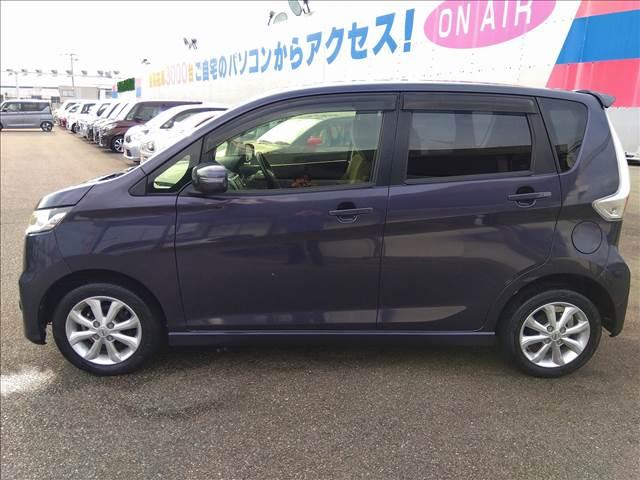 デイズ ハイウェイスター　Ｘ　ナビＴＶ☆全方位カメラ☆試乗ＯＫ☆　ナビＴＶ☆全方位カメラ☆ＨＩＤヘッドライト☆フォグ☆アイドリングストップ☆走行５．８万Ｋｍ☆革巻ステアリング☆ウインカーミラー☆ベンチシート☆インテリキー☆プッシュスタート禁煙車☆ＥＴＣ☆試乗ＯＫ☆（8枚目）