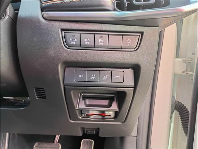 ＣＸ－６０ ＸＤ－ハイブリッド　エクスクルーシブスポーツ　☆試乗ＯＫ☆　４ＷＤ☆１２．３大型ディスプレイ☆パノラマサンルーフ☆３６０°ビューモニター☆ＢＯＳＥサウンド黒革シート☆ベンチレーション☆追従クルコン☆アドバンストキー２個☆ＬＥＤライト☆禁煙車☆ＥＴＣ☆試乗ＯＫ☆（22枚目）