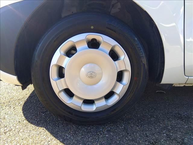 シエンタ ハイブリッドＸ４ＷＤ☆ハイブリッド☆ナビ☆Ｂｌｕｅｔｏｏｔｈ　４ＷＤ☆ハイブリッド☆ナビ☆Ｂｌｕｅｔｏｏｔｈ☆バックカメラ☆電動ドア☆トヨタセーフティセンス☆ＬＥＤオートライト☆追従クルコン☆７人乗り☆３列シート☆ＵＳＢ充電☆ブラックインテリア☆禁煙車☆ＥＴＣ☆（10枚目）