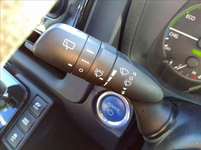 シエンタ ハイブリッドＸ４ＷＤ☆ハイブリッド☆ナビ☆Ｂｌｕｅｔｏｏｔｈ　４ＷＤ☆ハイブリッド☆ナビ☆Ｂｌｕｅｔｏｏｔｈ☆バックカメラ☆電動ドア☆トヨタセーフティセンス☆ＬＥＤオートライト☆追従クルコン☆７人乗り☆３列シート☆ＵＳＢ充電☆ブラックインテリア☆禁煙車☆ＥＴＣ☆（20枚目）