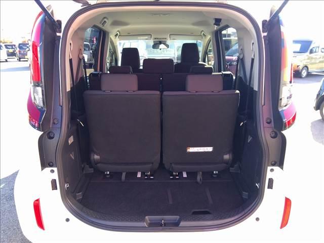 シエンタ ハイブリッドＸ４ＷＤ☆ハイブリッド☆ナビ☆Ｂｌｕｅｔｏｏｔｈ　４ＷＤ☆ハイブリッド☆ナビ☆Ｂｌｕｅｔｏｏｔｈ☆バックカメラ☆電動ドア☆トヨタセーフティセンス☆ＬＥＤオートライト☆追従クルコン☆７人乗り☆３列シート☆ＵＳＢ充電☆ブラックインテリア☆禁煙車☆ＥＴＣ☆（32枚目）