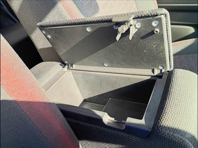 ワゴンRスティングレー ハイブリッドX 4WD☆ナビTV☆Bluetooth☆ 4WD☆ナビTV☆Bluetooth☆ヘッドアップディスプレイ☆デュアルセンサーブレーキサポート☆前席シートヒーター☆LEDオートライト☆LEDフォグ☆禁煙車☆ミラーヒーター☆アイドリングストップ☆(29枚目)