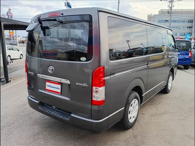 ハイエースバン ロングスーパーＧＬ　４ＷＤ☆ディーゼルターボ☆試乗ＯＫ☆　４ＷＤ☆ディーゼルターボ☆ナビＴＶ☆Ｂｌｕｅｔｏｏｔｈ☆バックカメラ☆両側スライドドア☆フォグランプ☆社外ショックメッキグリル☆オートエアコン☆Ｒクーラー☆キーレス☆ＥＴＣ☆試乗ＯＫ☆（5枚目）