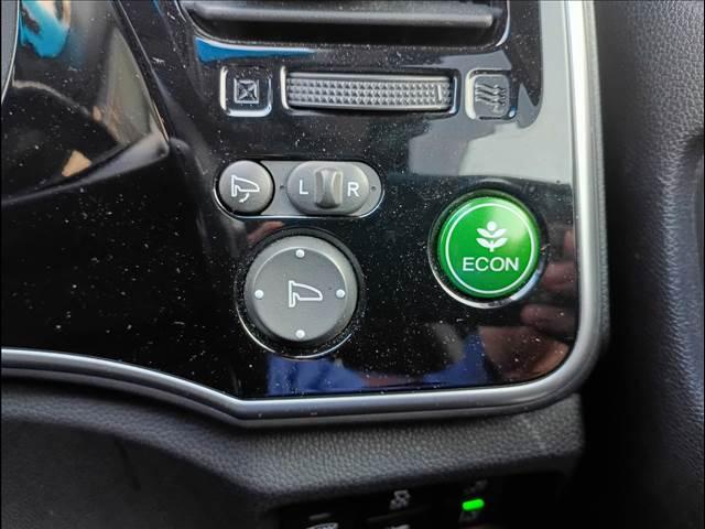 グレイス ハイブリッドＬＸ・ホンダセンシング　ワンオーナー☆試乗ＯＫ☆　ワンオーナー☆ホンダセンシング☆４ＷＤ☆ナビ☆Ｂｌｕｅｔｏｏｔｈ☆バックカメラ☆前後ドラレコ☆前席シートヒーター☆スマートキー☆プッシュスタート☆コンフォートビュー☆禁煙車☆ＥＴＣ☆試乗ＯＫ☆（29枚目）