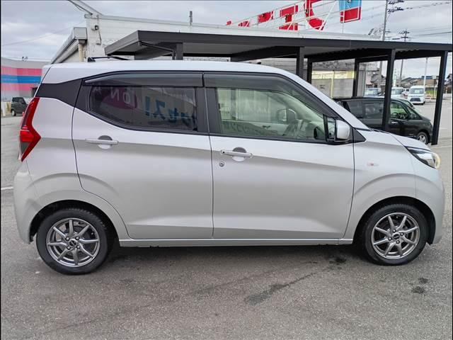 ｅＫワゴン Ｇ　ナビＴＶ☆Ｂｌｕｅｔｏｏｔｈ☆バックカメラ☆試乗ＯＫ☆　ナビＴＶ☆Ｂｌｕｅｔｏｏｔｈ☆バックカメラ☆衝突軽減ブレーキ☆スマートキー２個☆プッシュスタート☆アイドリングストップ☆前席シートヒーター☆ステアリモコン☆タッチパネルオートエアコン☆禁煙車☆試乗ＯＫ（4枚目）