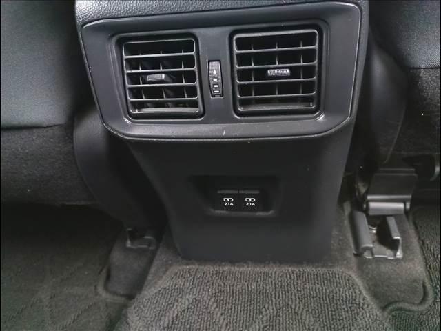 ＲＡＶ４ ハイブリッドＸ　１オーナー☆トヨタセーフティセンス☆試乗ＯＫ　ワンオーナー☆トヨタセーフティセンス☆４ＷＤ☆サンルーフ☆８型オーディオ☆バックカメラ☆専用アルミ☆前後ドラレコ☆ＬＥＤライト☆ＡＣ１００Ｖ☆オートブレーキホールド☆禁煙車☆ＥＴＣ☆試乗ＯＫ（32枚目）