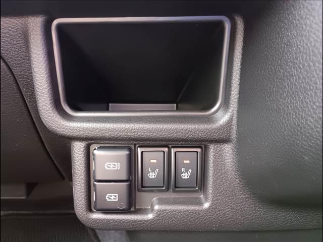 �펞�P�O�O��ȏ�̓X���݌ɂł��q�l�����}���v���܂������N�����q�l�Ɋ��Œ�����悤�A�l�X�ȎԎ�����l�ł����i�ł��p�ӂ��Ă��҂����Ă܂������Ƒ���A���F�B�Ɛ����x�V�тɗ��Ă���������