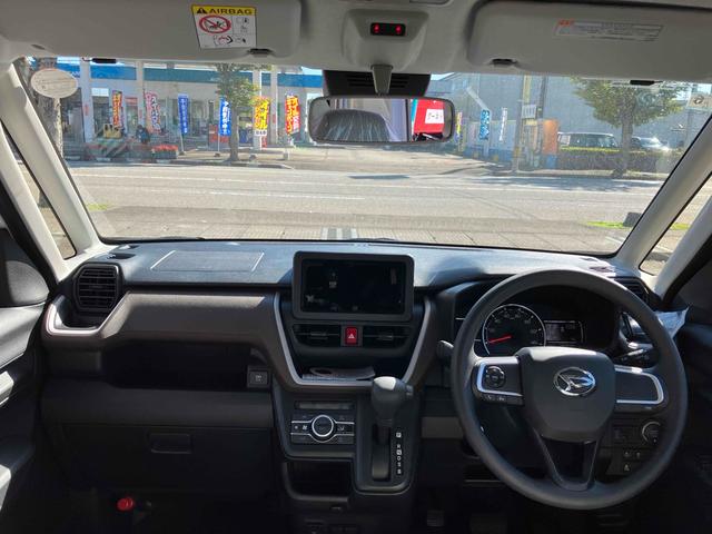 ムーヴ X バックカメラ 両側スライド・片側電動 クリアランスソナー レーンアシスト 衝突被害軽減システム オートライト LEDヘッドランプ スマートキー アイドリングストップ 電動格納ミラー ベンチシート(2枚目)