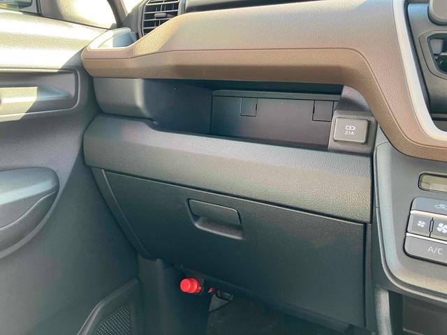 ムーヴ X バックカメラ 両側スライド・片側電動 クリアランスソナー レーンアシスト 衝突被害軽減システム オートライト LEDヘッドランプ スマートキー アイドリングストップ 電動格納ミラー ベンチシート(55枚目)