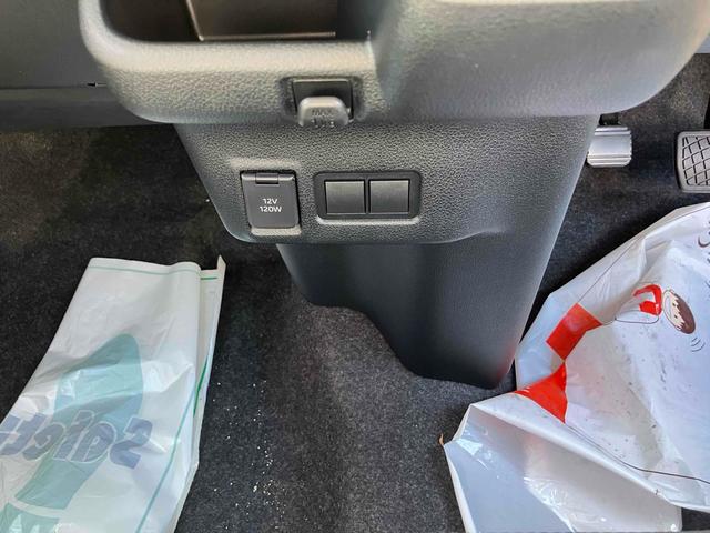 ムーヴ X バックカメラ 両側スライド・片側電動 クリアランスソナー レーンアシスト 衝突被害軽減システム オートライト LEDヘッドランプ スマートキー アイドリングストップ 電動格納ミラー ベンチシート(65枚目)