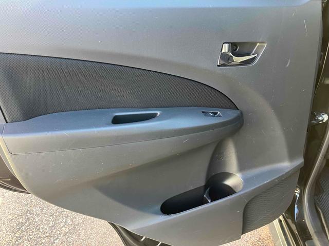 ムーヴ カスタム　Ｘ　ＳＡ　ナビ　ＴＶ　衝突被害軽減システム　オートライト　スマートキー　アイドリングストップ　電動格納ミラー　ベンチシート　ＣＶＴ　盗難防止システム　ＡＢＳ　ＥＳＣ　ＣＤ　ＤＶＤ再生　ＵＳＢ（40枚目）