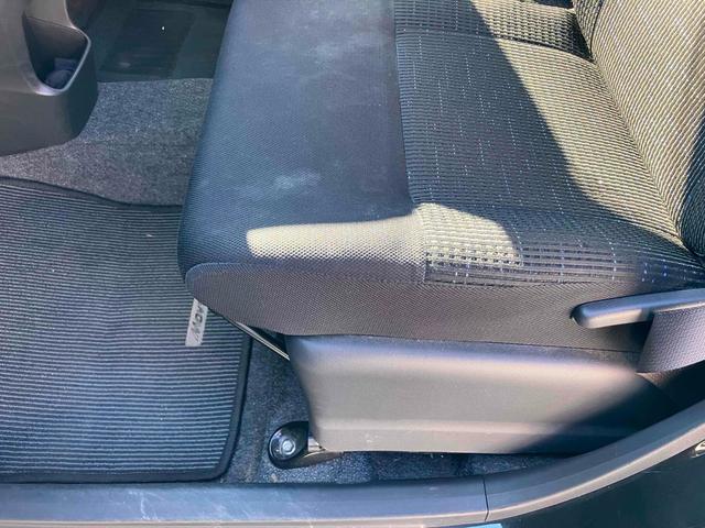 ムーヴ カスタム　Ｘ　ＳＡ　ナビ　ＴＶ　衝突被害軽減システム　オートライト　スマートキー　アイドリングストップ　電動格納ミラー　ベンチシート　ＣＶＴ　盗難防止システム　ＡＢＳ　ＥＳＣ　ＣＤ　ＤＶＤ再生　ＵＳＢ（42枚目）