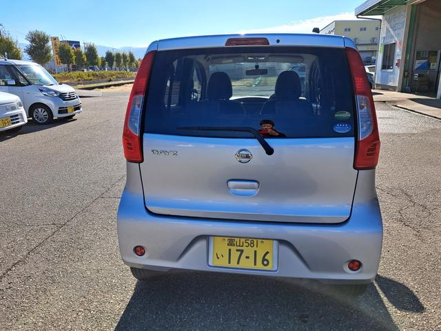 デイズ Ｊ　ＡＢＳ・エアバッグ・キーレス・ＣＤ・禁煙車（8枚目）