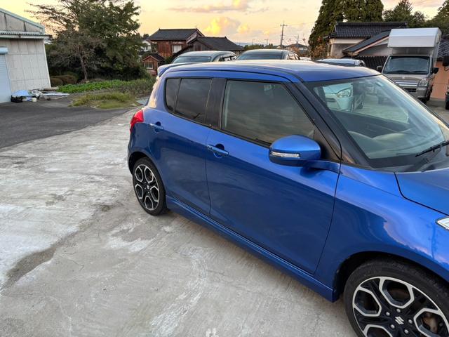 新品、中古スタッドレスご相談ください、中古品であれば掘り出し物、サービス品も取りそろえております。