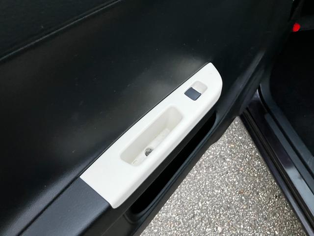 アルト L キーレスエントリー エコチャージ 運転席エアバッグ 助手席エアバッグ エアコン パワーステアリング パワーウィンドウ 純正CDオーディオデッキ 純正アルミホイール(25枚目)