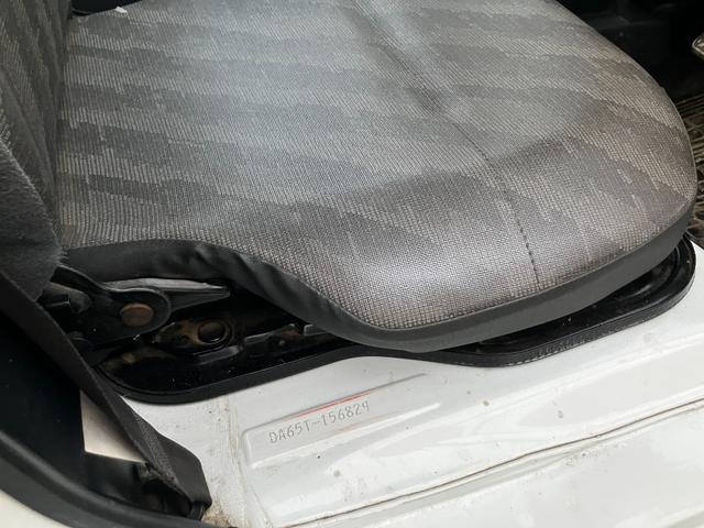 キャリイトラック ＦＣ　５ＭＴ　４ＷＤ　エアコン　パワステ　ＤＡ６５型（22枚目）