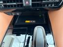 Ｚ　プレミア　ユニバーサルステップ　寒冷地　シートヒーター　ベンチレーション　ステアリングヒーター　ＩＴＳコネクト　サイドエンブレムイルミネーション　パノラミックビューモニター　左右独立ムーンルーフ　置くだけ充電（12枚目）