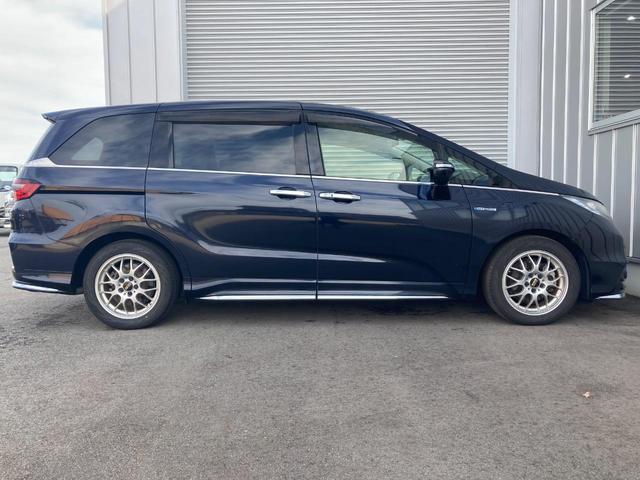 オデッセイハイブリッド ハイブリッドアブソルート・ホンダセンシングEXパック ワンオーナー禁煙車 スマートキー LEDヘッドライト ブラインドスポットインフォメーション 両側パワースライドドア(11枚目)