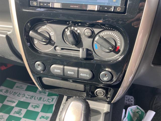 ランドベンチャー　４ＷＤ　ワンオーナー　バックカメラ　ナビ　ＴＶ　キーレスエントリー　シートヒーター　ＡＴ　ＡＢＳ　ＣＤ　Ｂｌｕｅｔｏｏｔｈ　アルミホイール　衝突安全ボディ　エアコン　パワーステアリング(4枚目)