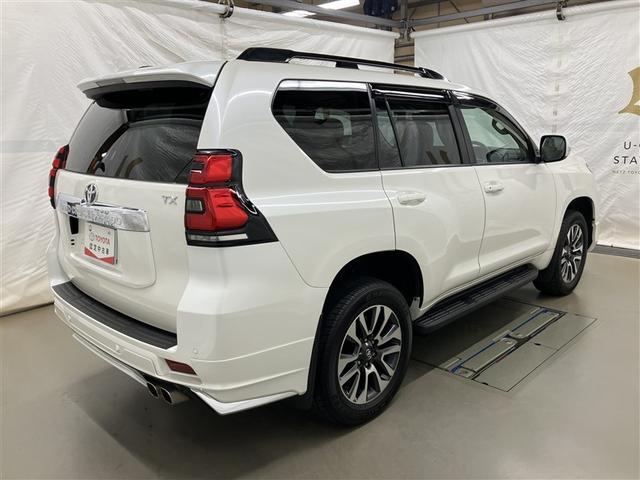 ランドクルーザープラド ＴＸ　Ｌパッケージ　サンルーフ　４ＷＤ　メモリーナビ　ミュージックプレイヤー接続可　バックカメラ　衝突被害軽減システム　ＥＴＣ　ＬＥＤヘッドランプ　乗車定員７人　３列シート　ワンオーナー　フルエアロ（8枚目）