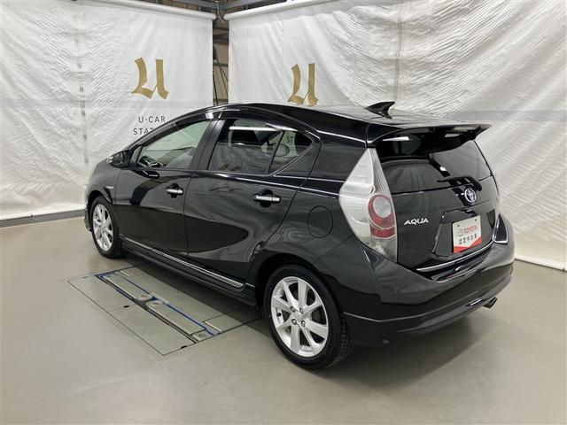 アクア Ｇ　フルセグ　メモリーナビ　ＤＶＤ再生　ミュージックプレイヤー接続可　バックカメラ　ＥＴＣ　ＬＥＤヘッドランプ　ワンオーナー　フルエアロ（7枚目）